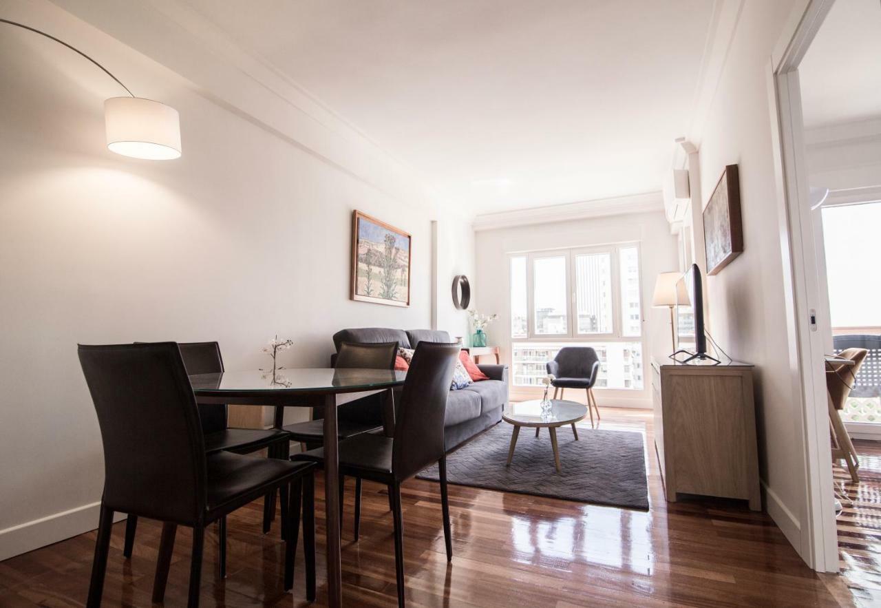 Elegant Retreat Business District Bernabeu Leilighet Madrid Eksteriør bilde
