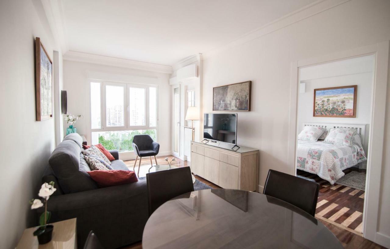 Elegant Retreat Business District Bernabeu Leilighet Madrid Eksteriør bilde